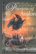 Marion Zimmer Bradley: Priestess of Avalon (2001, Thorndike Press)